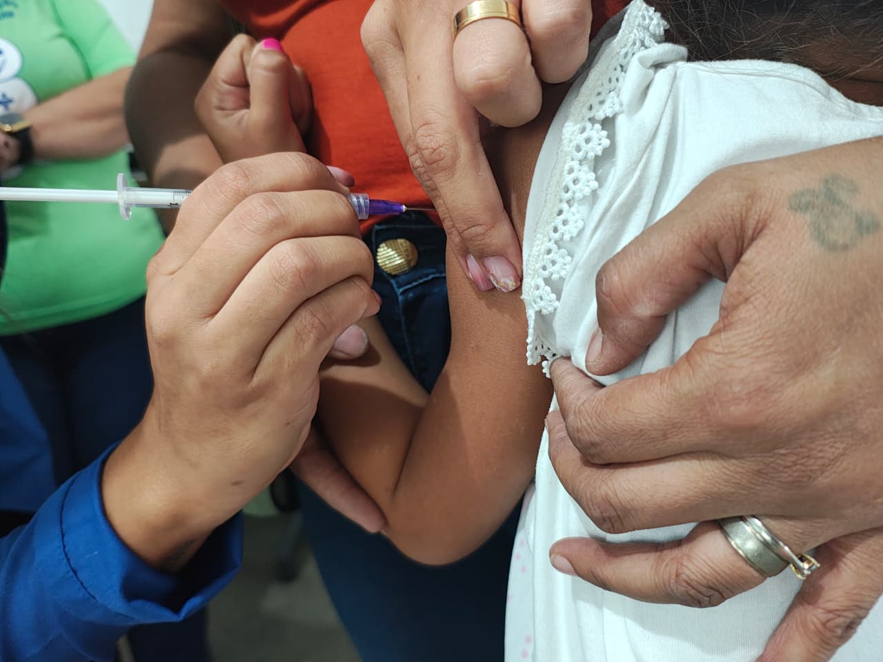 Campanha de multivacinação para crianças e adolescentes acontece neste sábado em Santos Dumont
